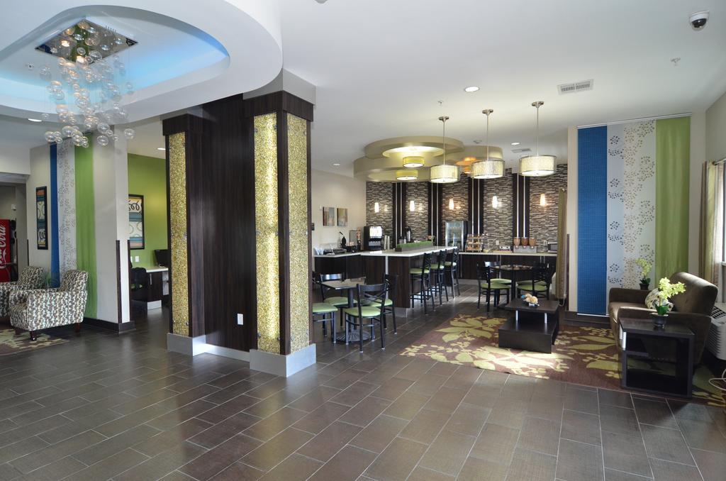 Quality Inn & Suites Kenedy - Karnes City Екстер'єр фото