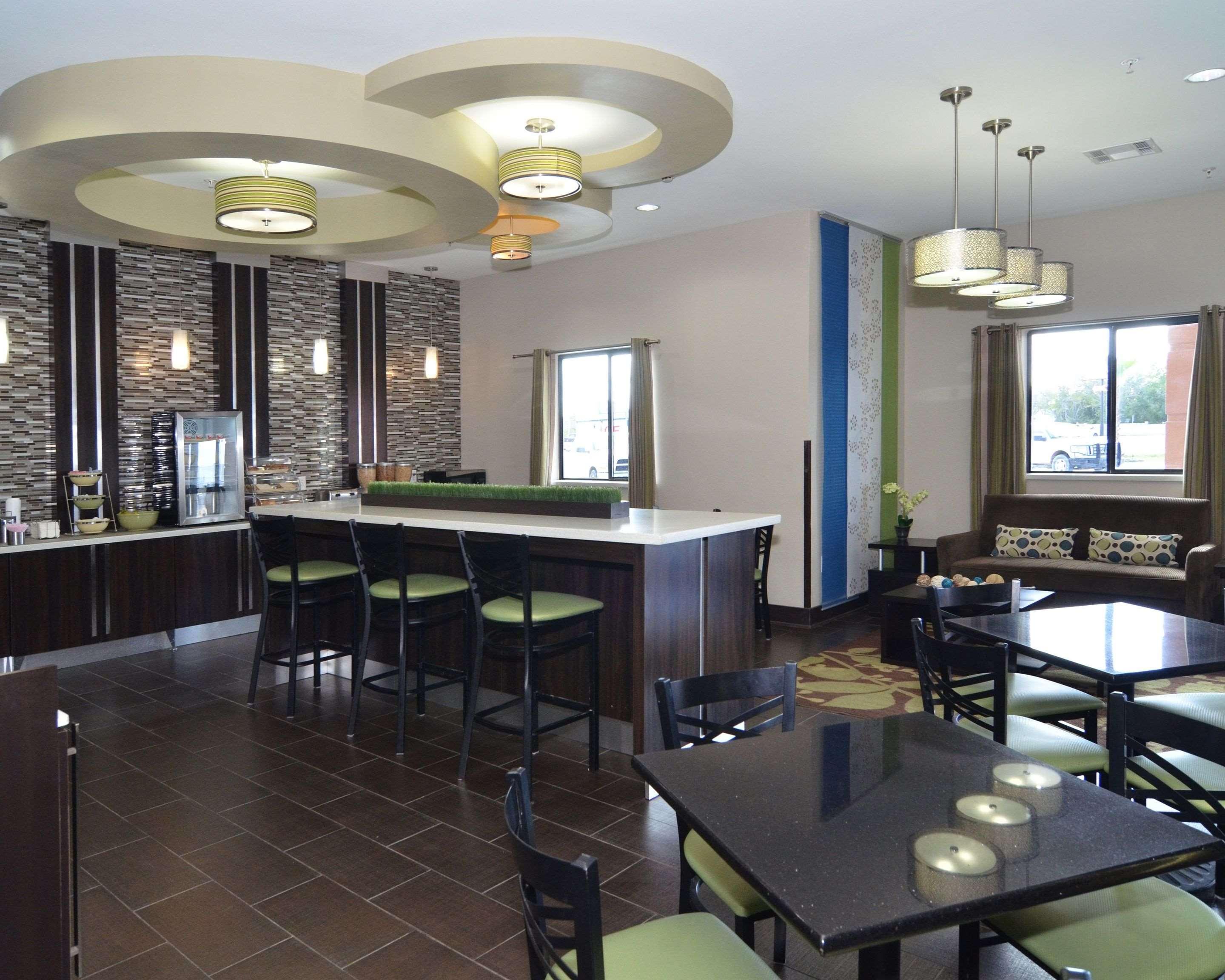 Quality Inn & Suites Kenedy - Karnes City Екстер'єр фото