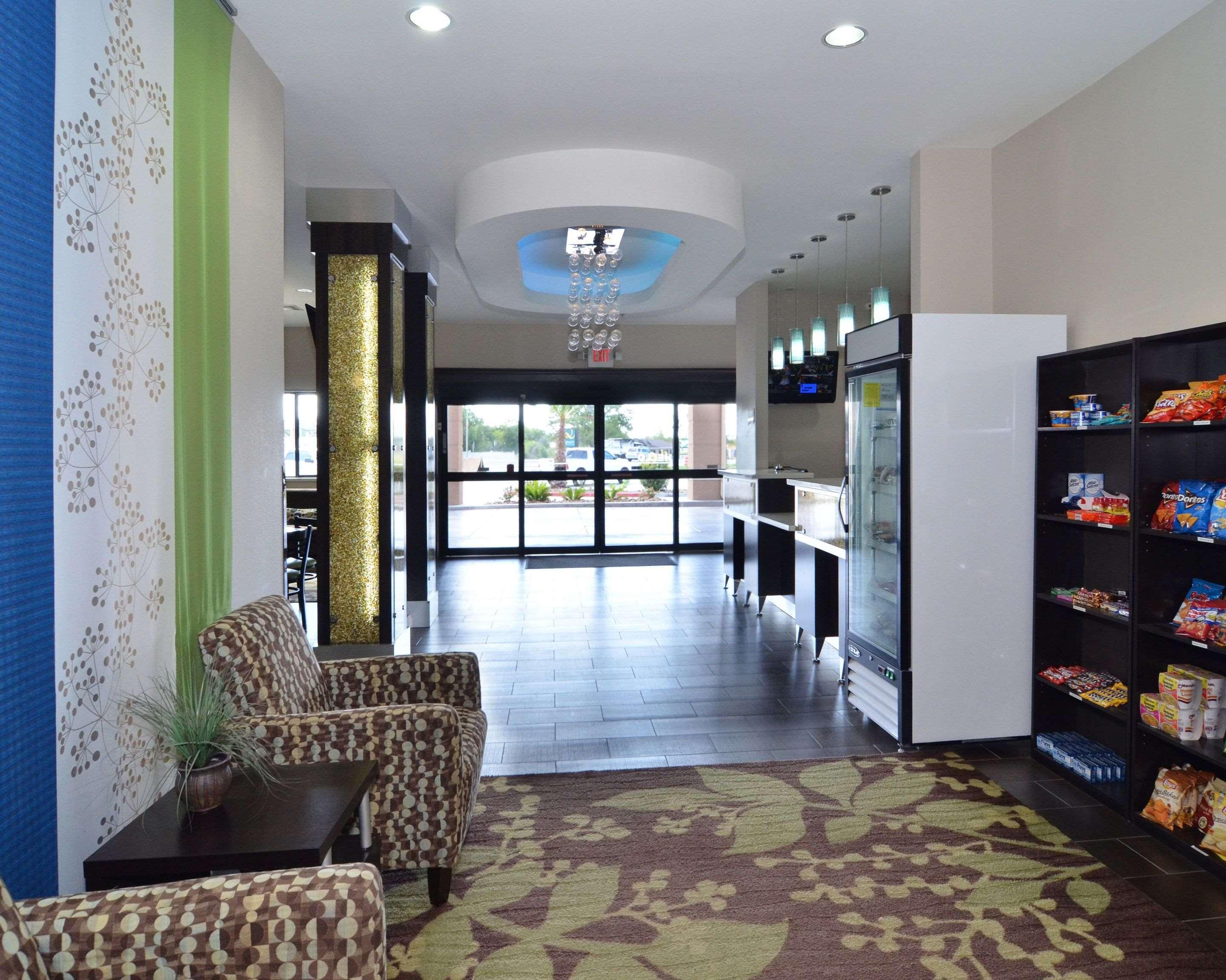 Quality Inn & Suites Kenedy - Karnes City Екстер'єр фото