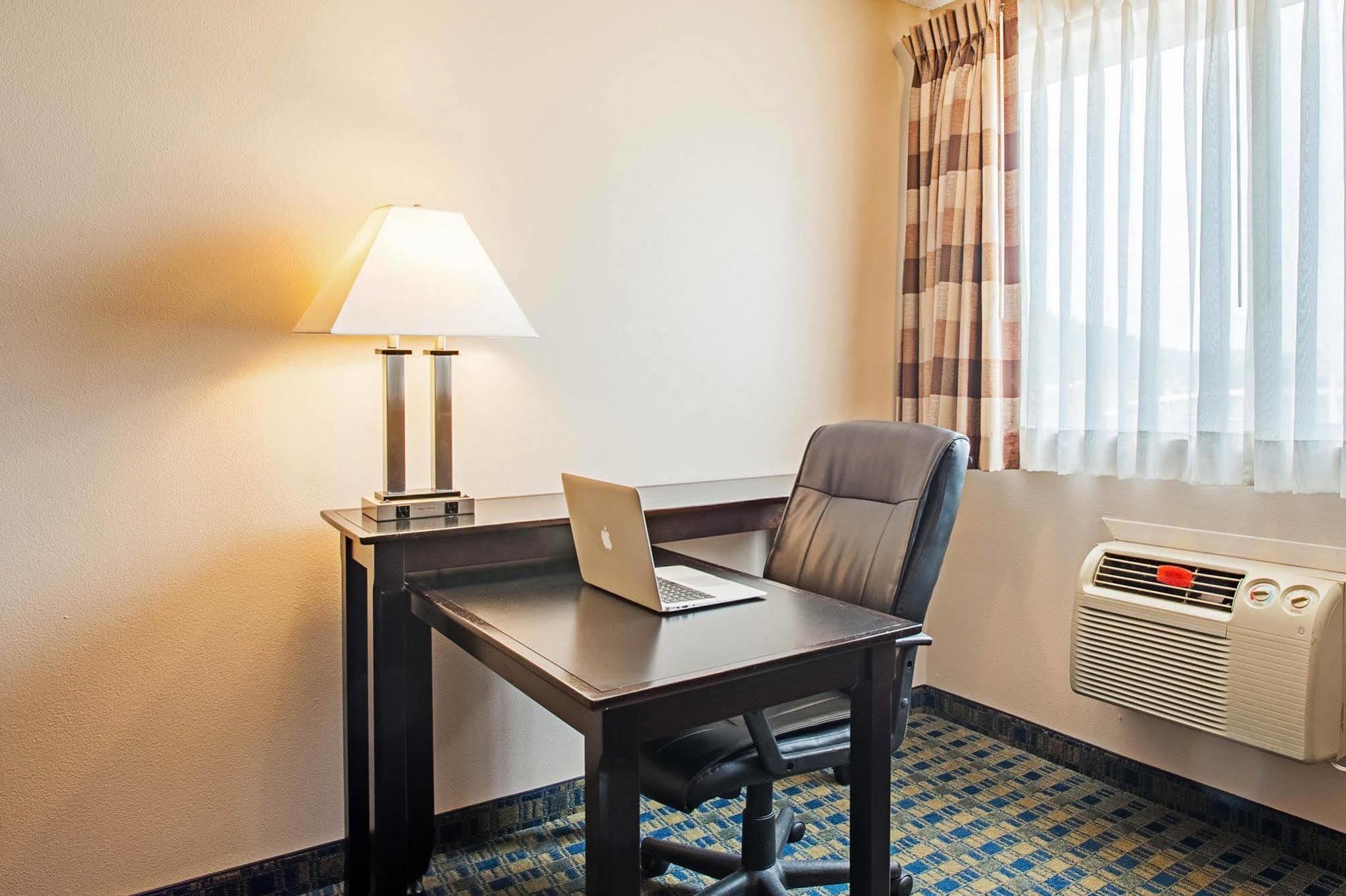 Quality Inn & Suites Kenedy - Karnes City Екстер'єр фото