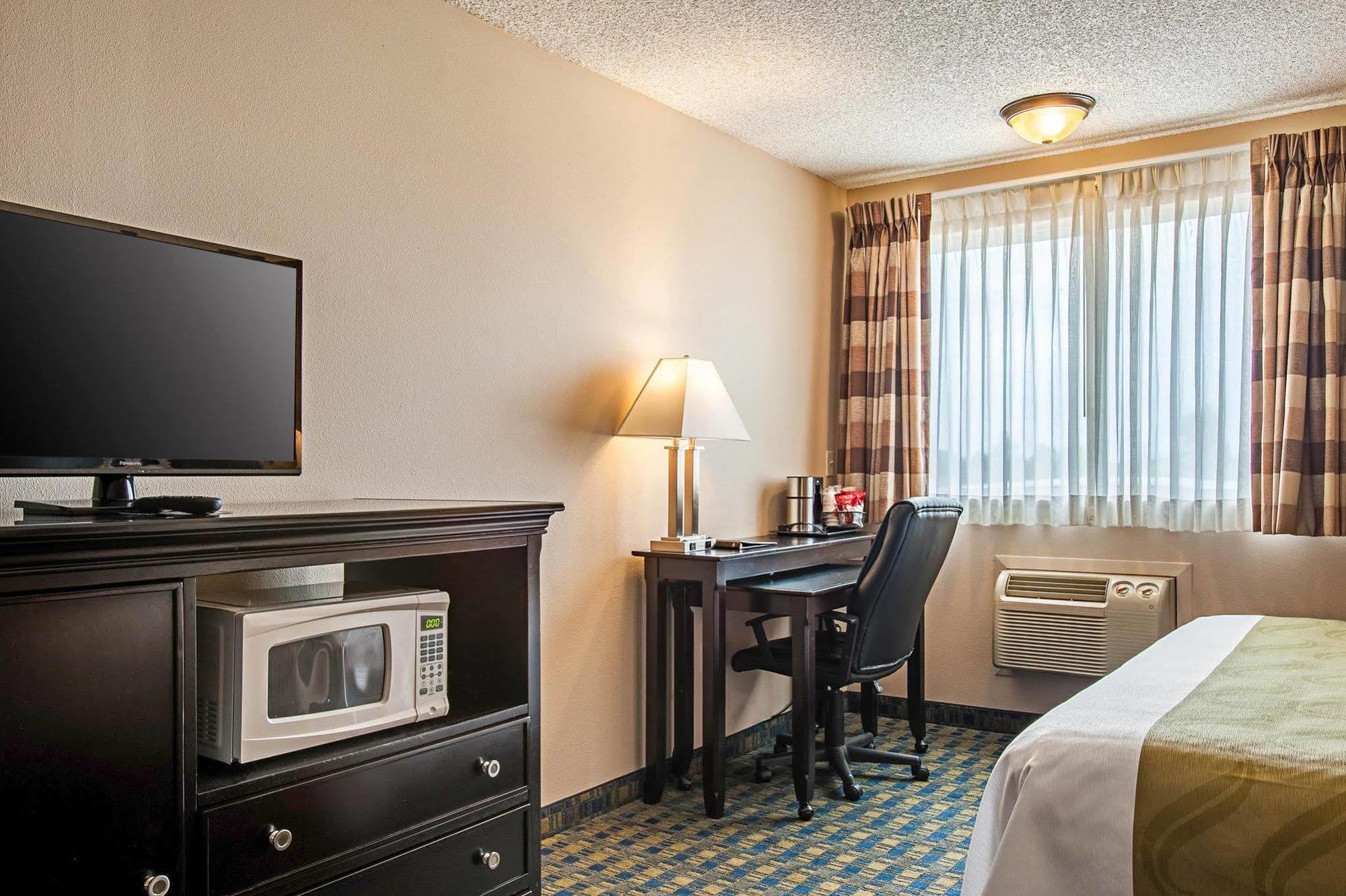 Quality Inn & Suites Kenedy - Karnes City Екстер'єр фото