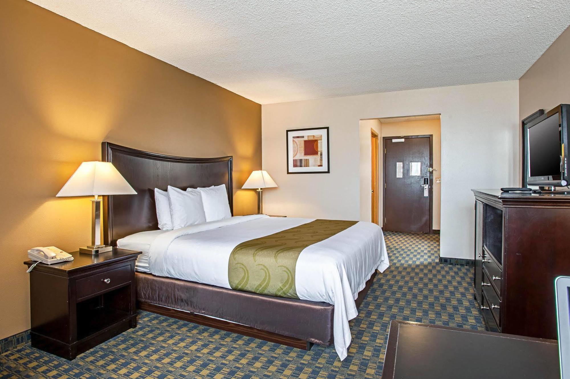 Quality Inn & Suites Kenedy - Karnes City Екстер'єр фото